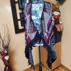 CLOSET SPACE~ AZTEC PRINT FRINGE/ TASSEL CARDIGAN!